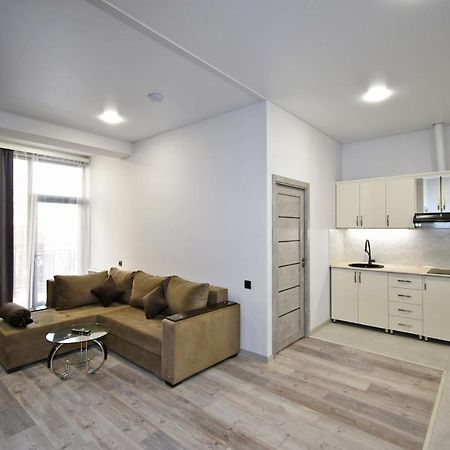 New Apartment In Yerevan City Center מראה חיצוני תמונה