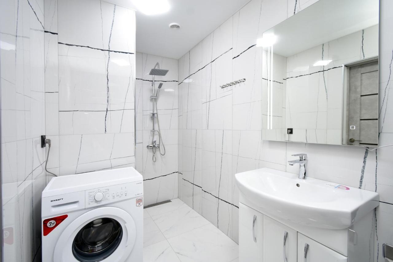 New Apartment In Yerevan City Center מראה חיצוני תמונה