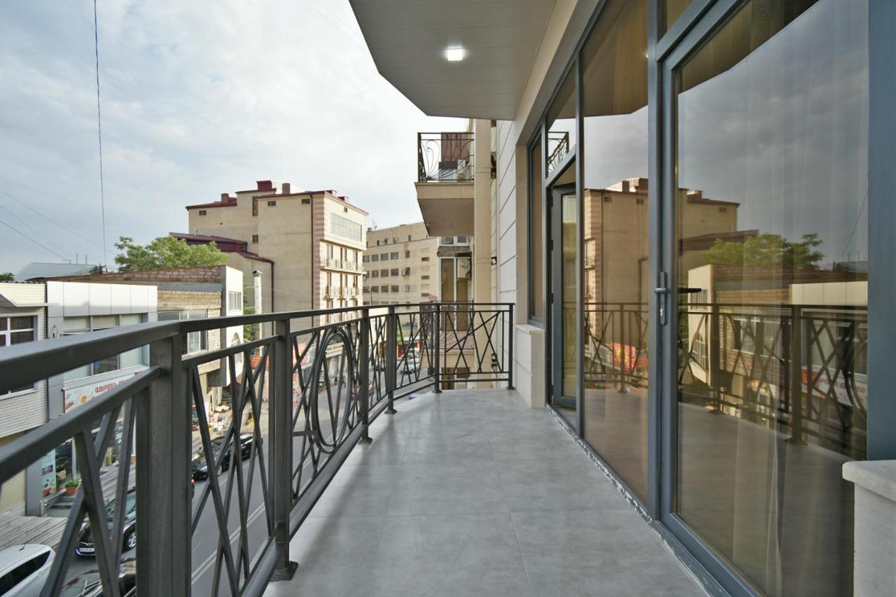 New Apartment In Yerevan City Center מראה חיצוני תמונה